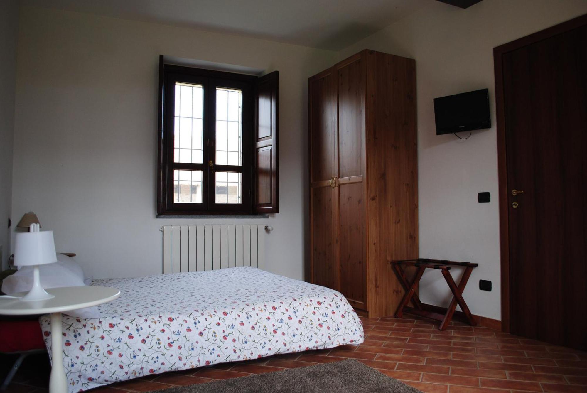 بافيا Agriturismo Cascina Mora الغرفة الصورة